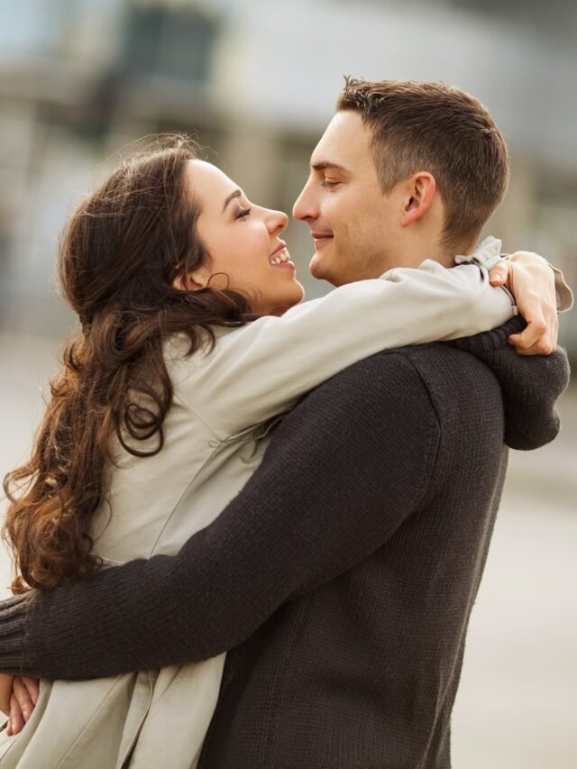 happy hug day shayari  images